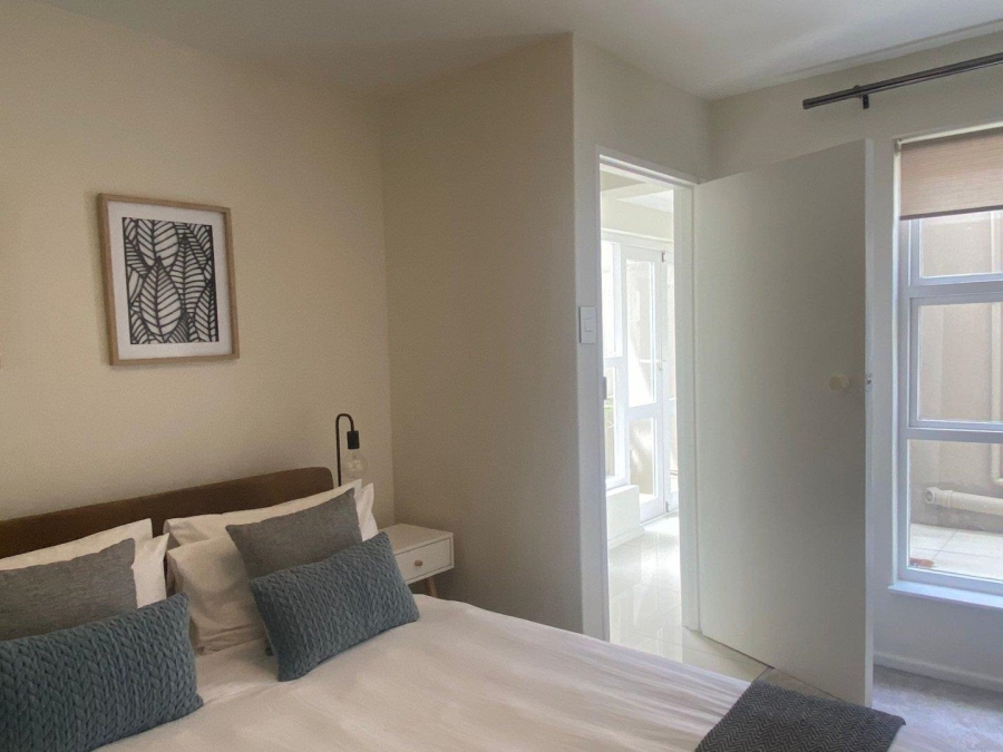 2 Bedroom Property for Sale in Green Point Western Cape